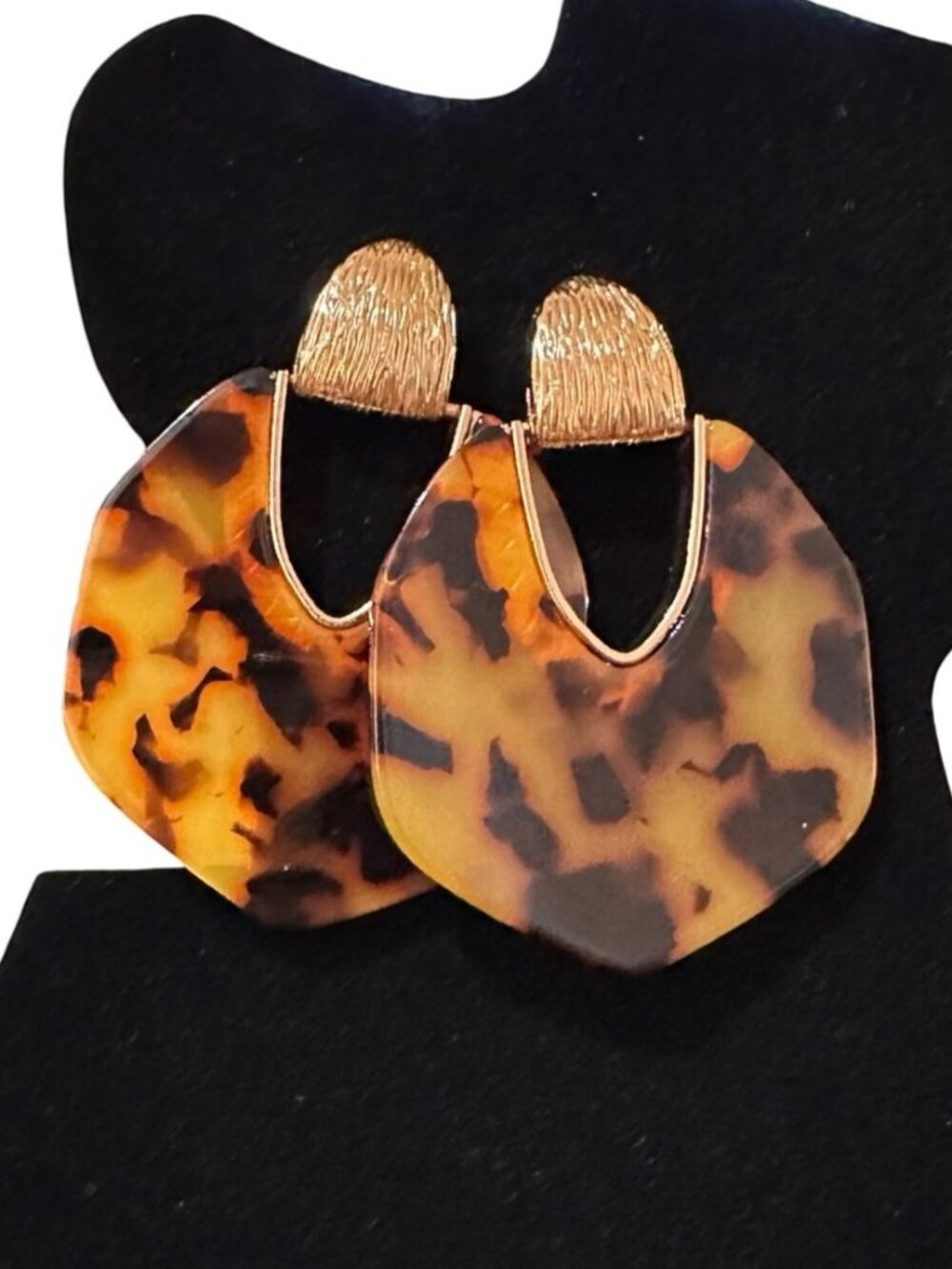 Tortoise Shell Statement Earrings With Gold Tone Accents Geometric Drop Design